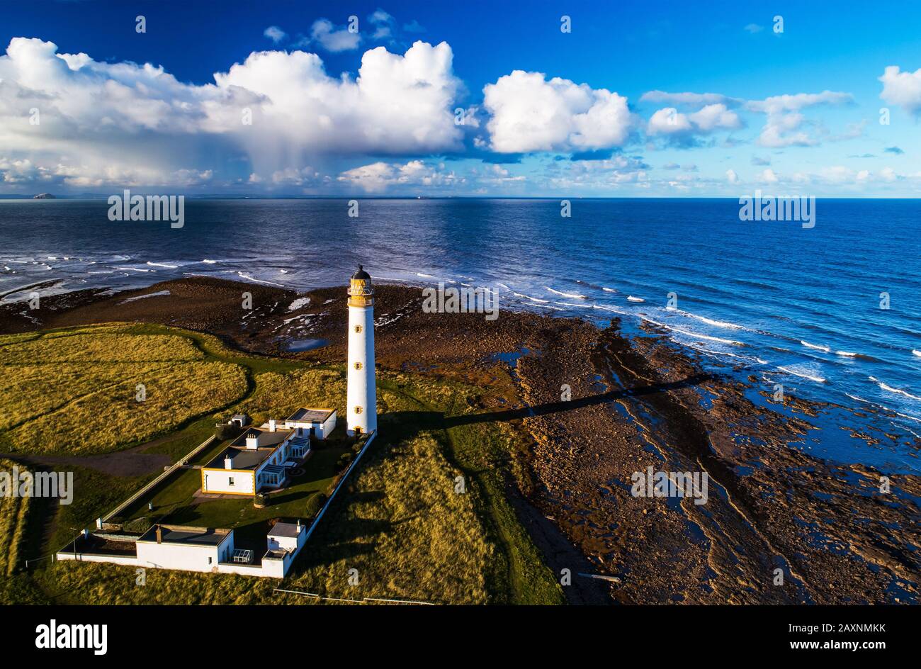 Barns Ness Lighthouse, Dunbar, Scotland Stock Photo