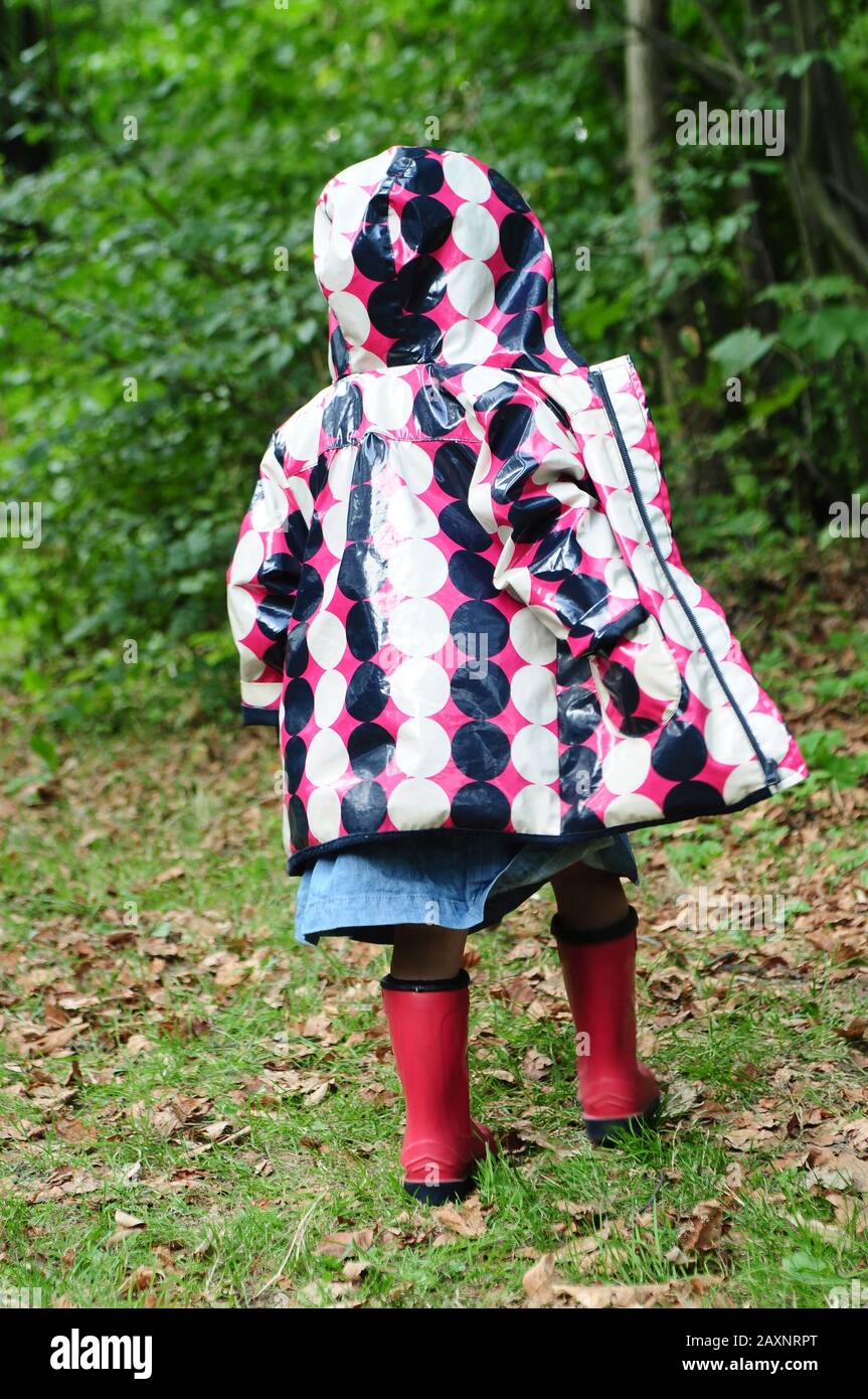 Child wellies wellington boots wellingtons hi-res stock photography and ...