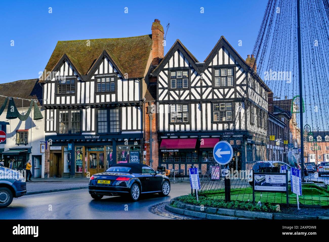 Town Centre, roundabout, Stratford upon Avon, Warwickshire, England, UK Stock Photo