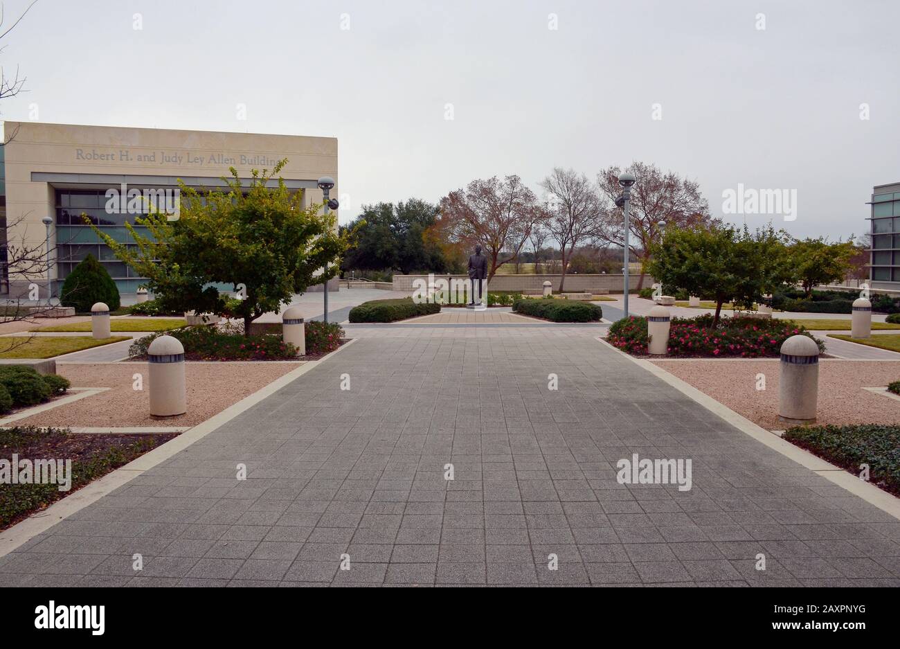 George H. W. Bush Presidential Library & Museum. Bryan College Station, Texas, USA. December 20, 2019. Stock Photo