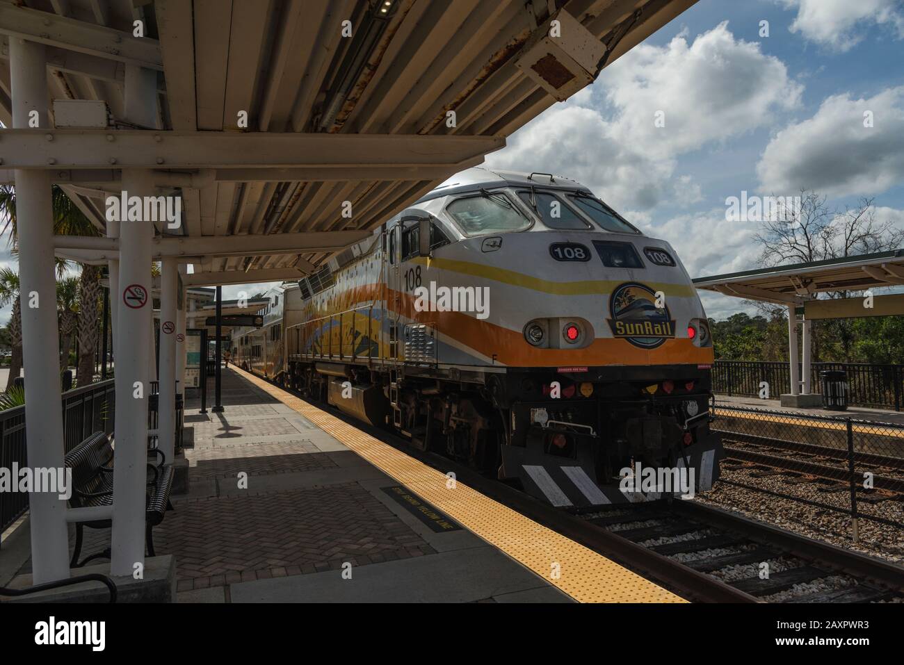 debary-florida-sunrail-train-station-usa-stock-photo-alamy
