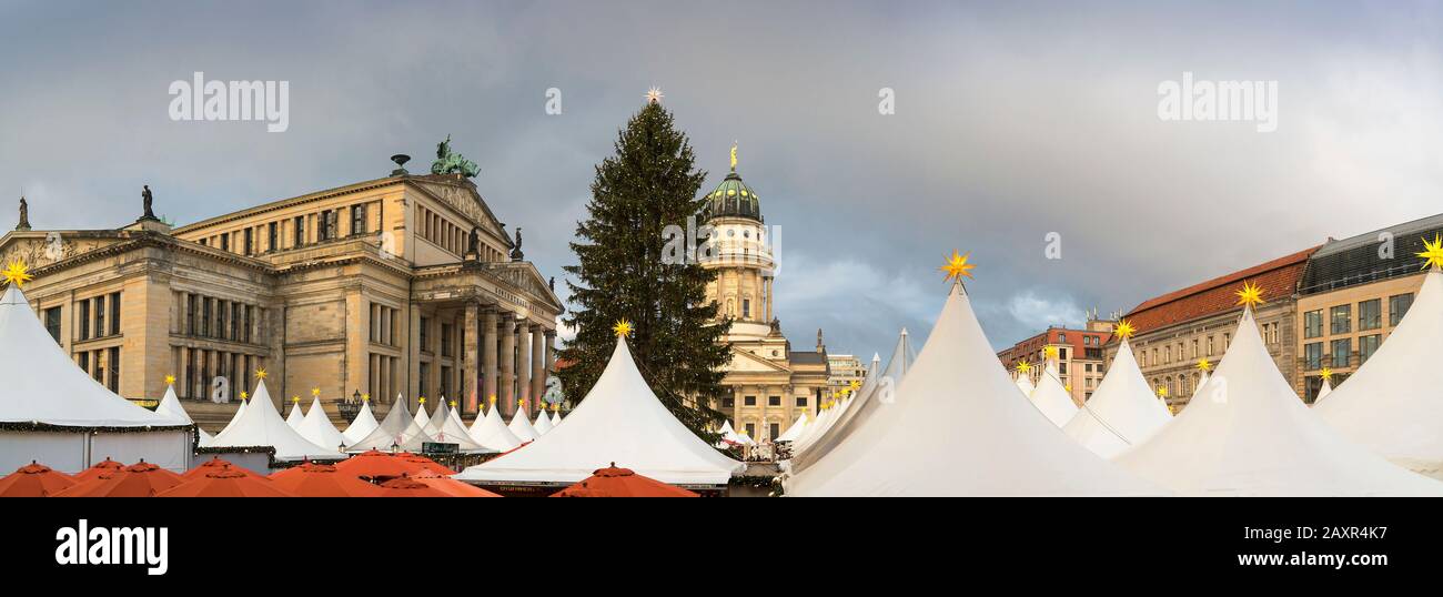 French german border city hall history hi-res stock photography and ...