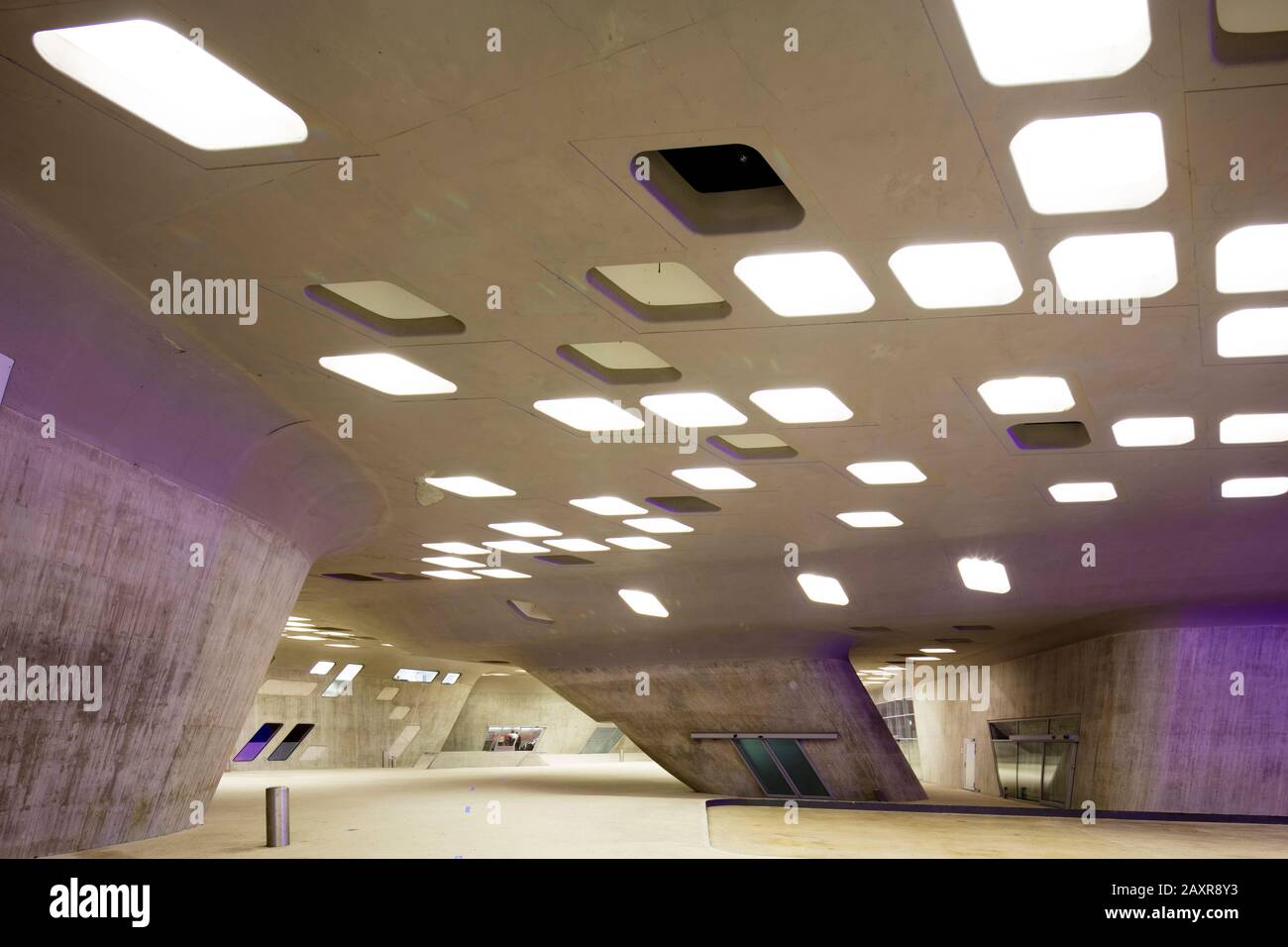 Phaeno, Museum, Science Center, Zaha Hadid, Evening, Architecture