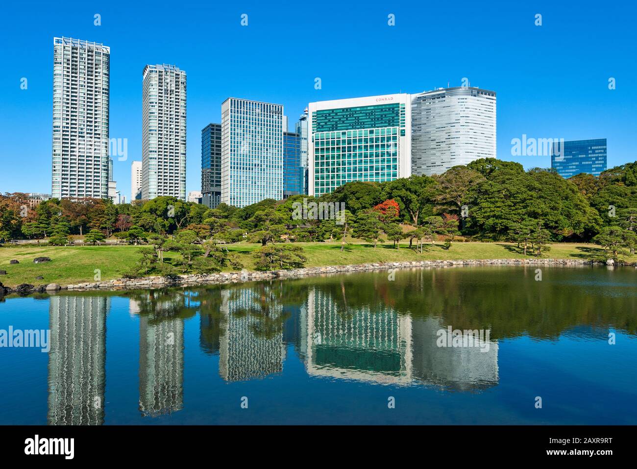 Tokyo Hamarikyu Gardens Japan City Park Hama Rikyu Japanese Gardens Stock Photo Alamy Tokyo Hamarikyu Gardens Japan City Park Hama Rikyu Japanese Gardens Stock Photo Alamy