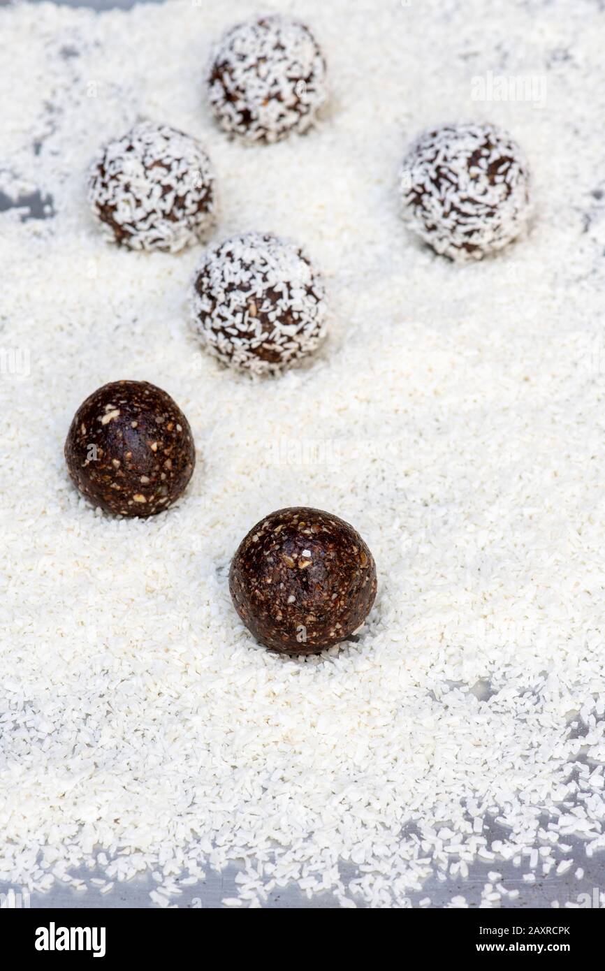 Homemade vegan cacao date seeds and nut energy balls. Made with medjool