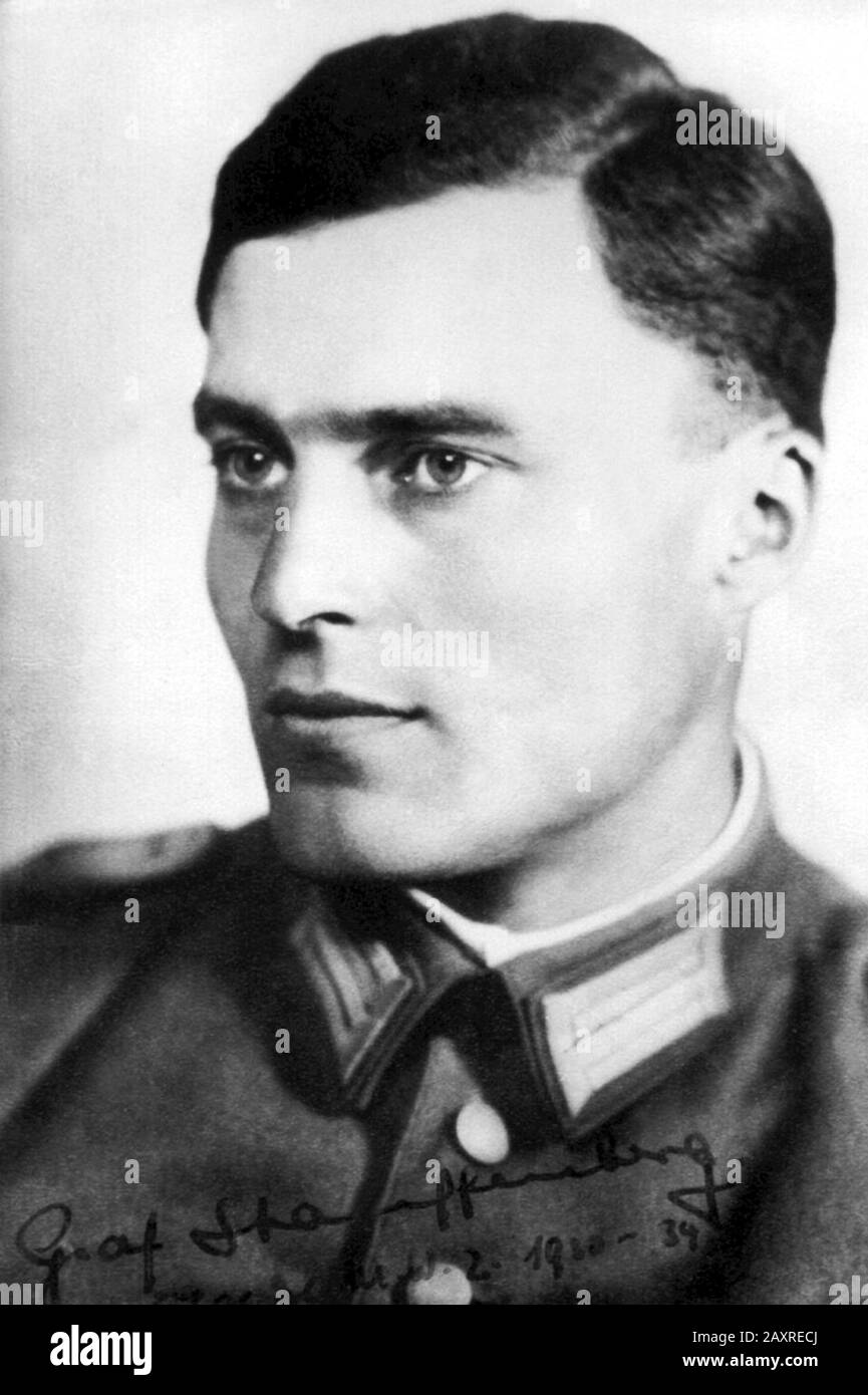 1934 ca , GERMANY  : The german Nazi Colonel Graf Klaus SCHENK Von STAUFFENBERG ( 1907 - 1944 ). As a German army officer and aristocrat who was one of the leading members of the failed 20 July plot of 1944 to assassinate Adolf Hitler and remove the Nazi Party from power. Along with Henning von Tresckow and Hans Oster, he was one of the central figures of the German Resistance movement within the Wehrmacht . For his involvement in the movement he was shot shortly after the failed attempt known as Operation Valkyrie - OPERAZIONE VALKIRIA - Valchiria - CLAUS -  Conte - WWII - NAZI - NAZIST - SEC Stock Photo