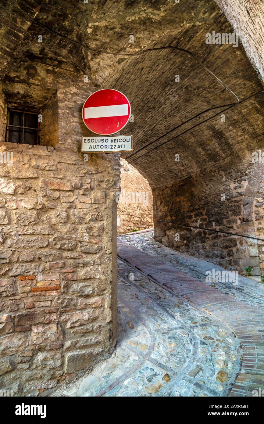 Passage Spello, province Perugia, Umbria, Italy Stock Photo