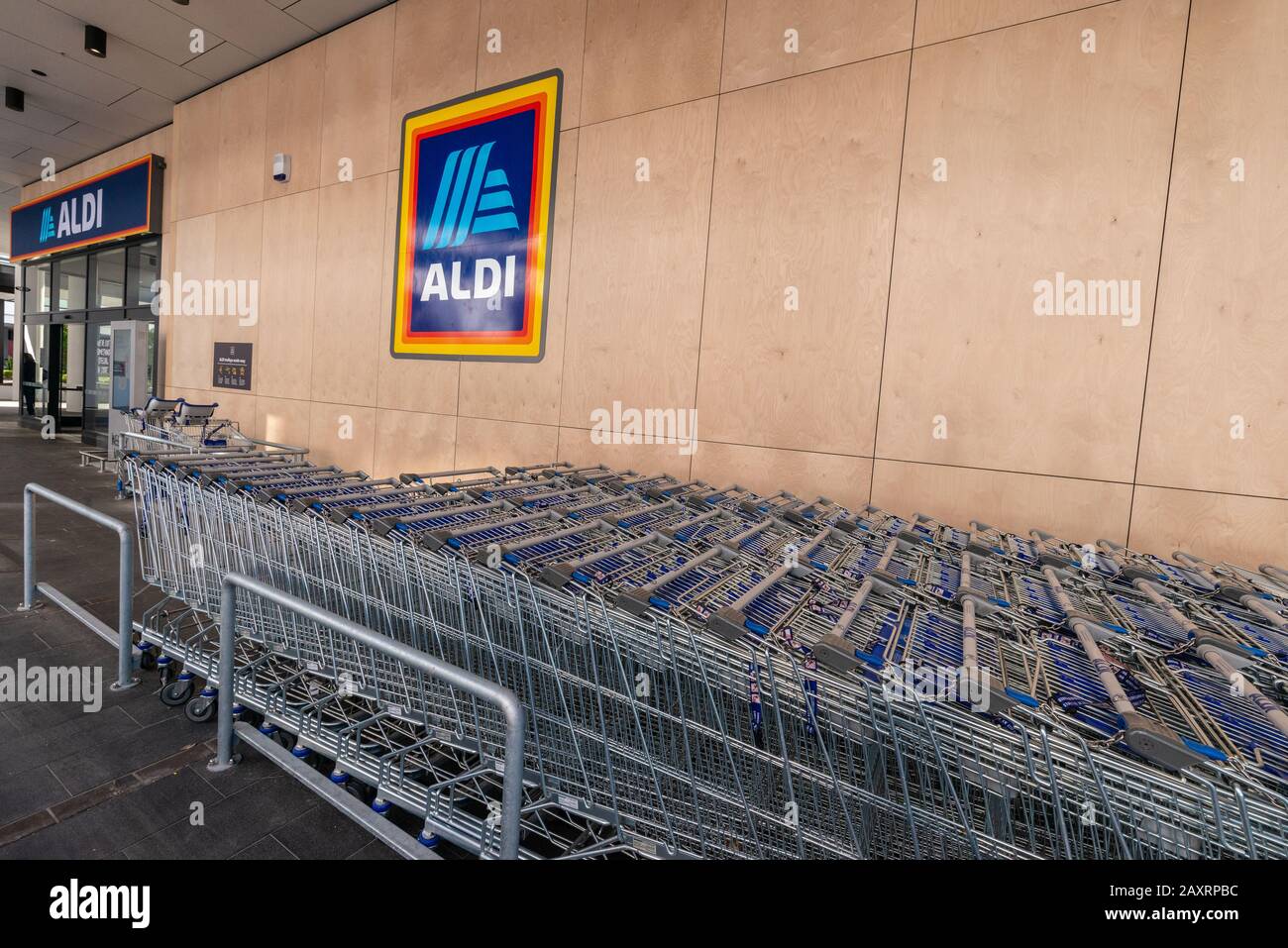Aldi south hi-res stock photography and images - Page 2 - Alamy