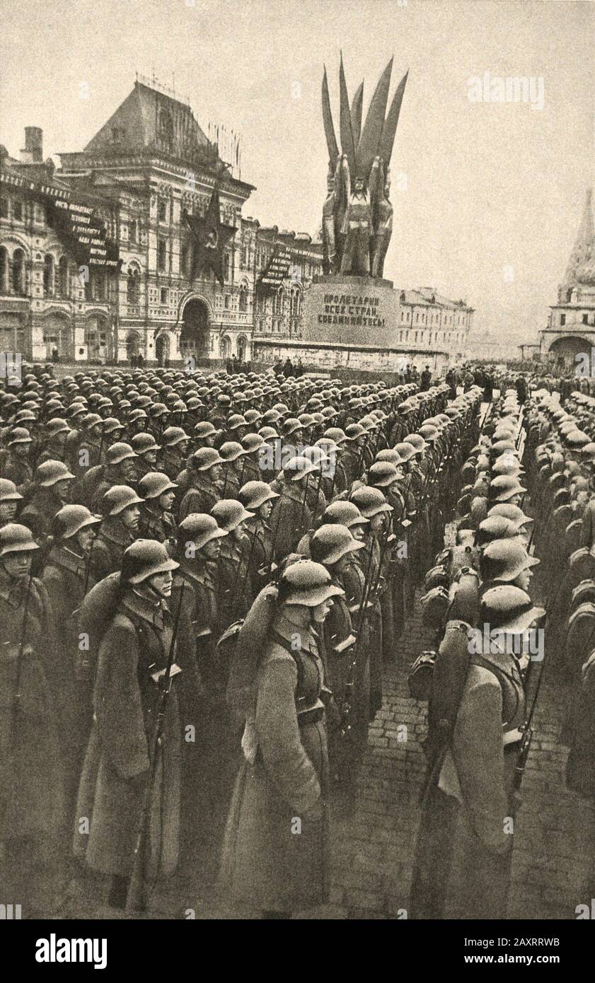 Red Army in 1930s. From soviet propaganda book of 1937. Soviet soldiers on Red Square in Moscow. Stock Photo