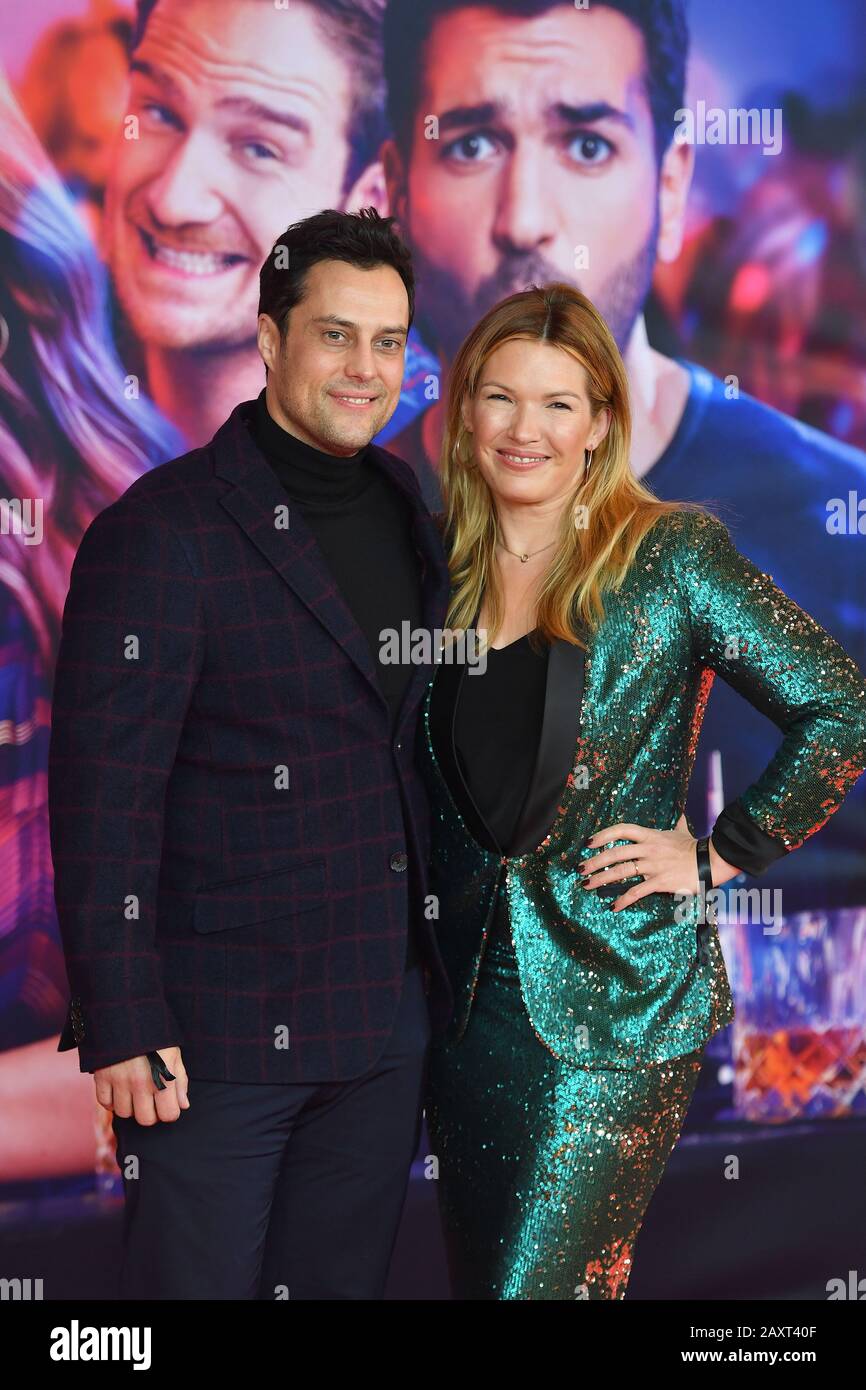 Munich, Deutschland. 12th Feb, 2020. Sports presenter Jessica Kastrop with her husband Roman Libbertz. Red carpet, red carpet, arrival. Film premiere, cinema premiere NIGHTLIFE on February 12th, 2020 at Mathaeser Kino in Muenchen, | usage worldwide Credit: dpa/Alamy Live News Stock Photo