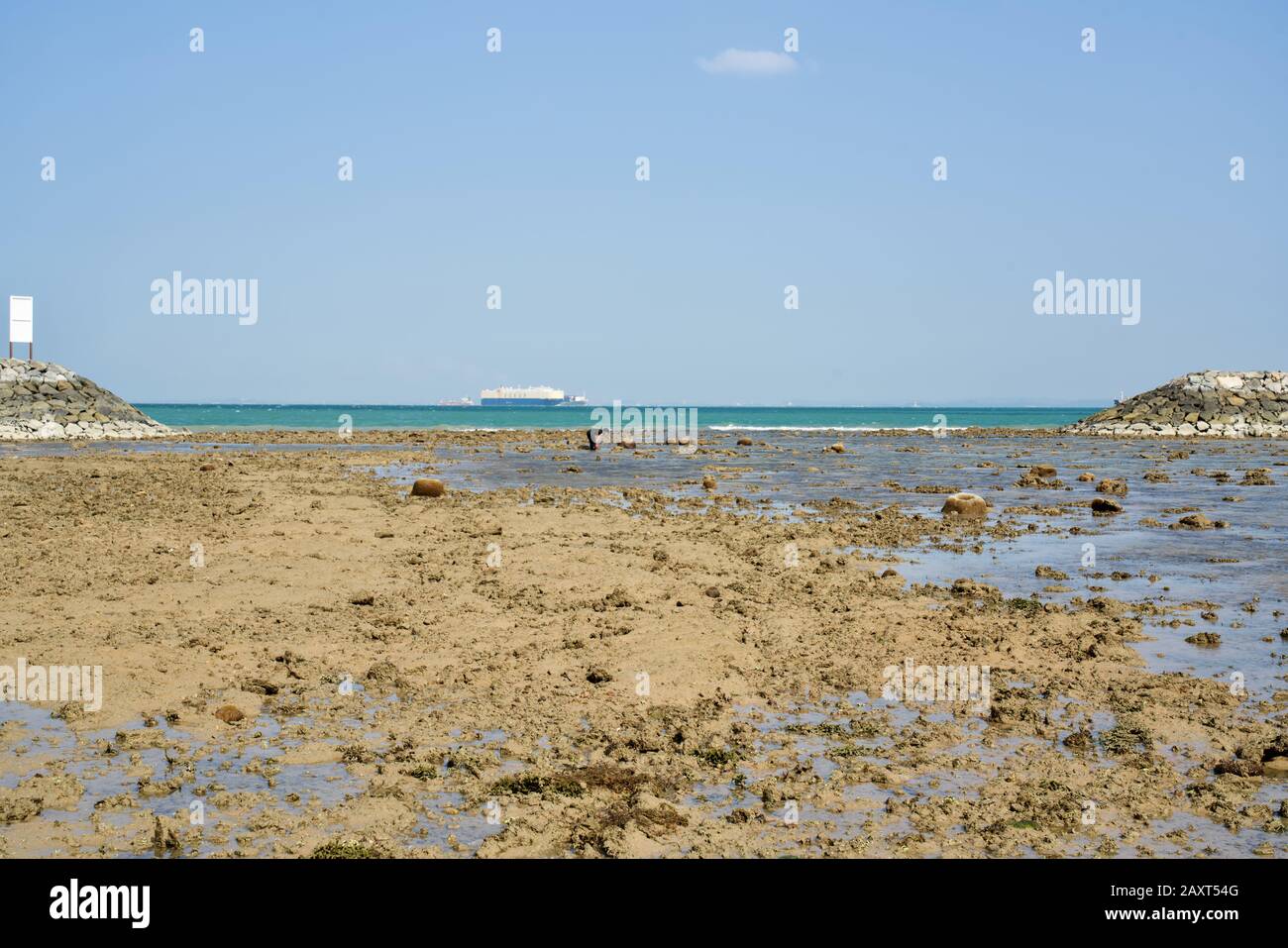 Low tide at intertidal area at Sister Island Marine Park, Singapore Stock Photo