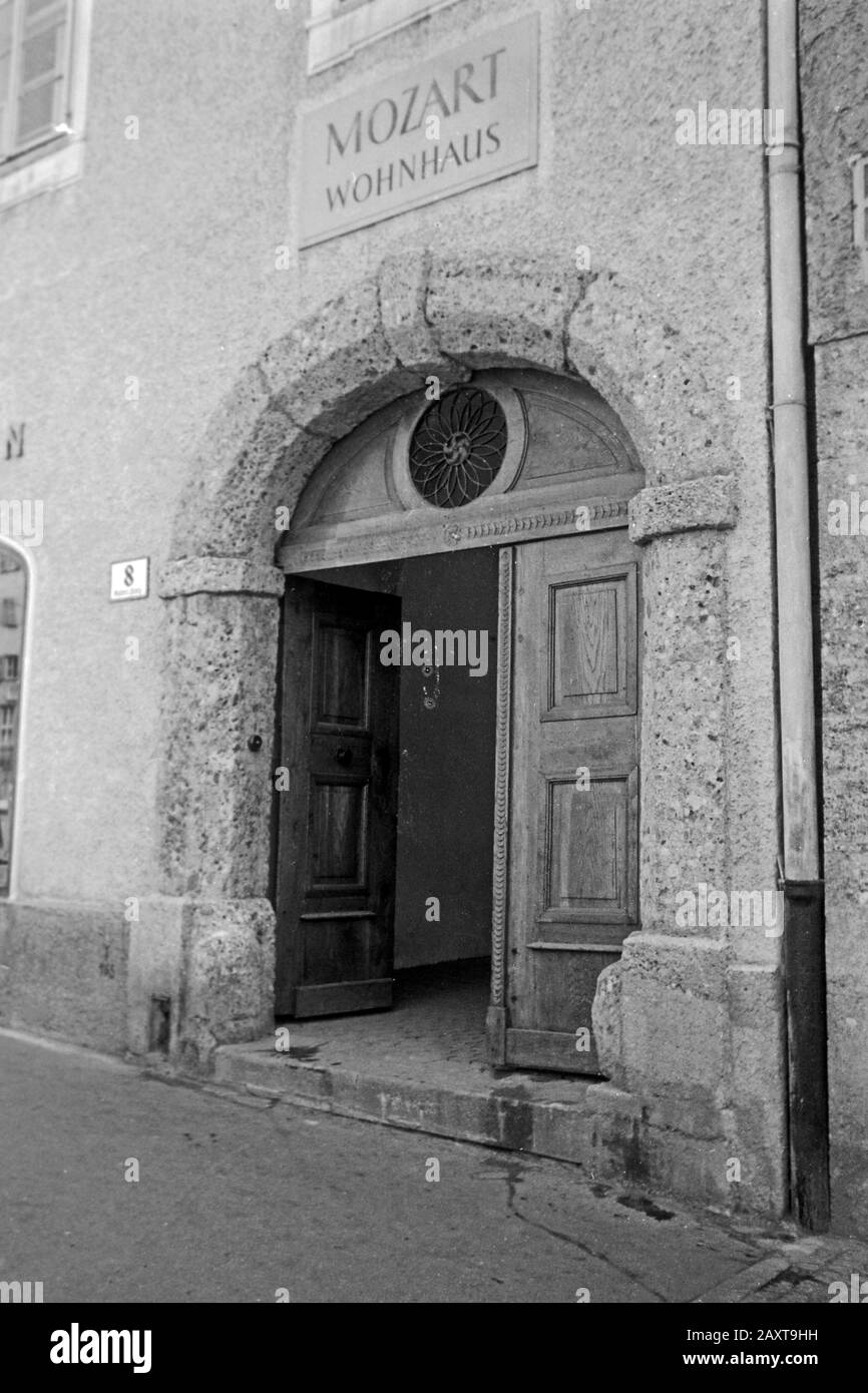 Mozarts Wohnhaus am Makartplatz 8 in Salzburg, Salzburg, Österreich