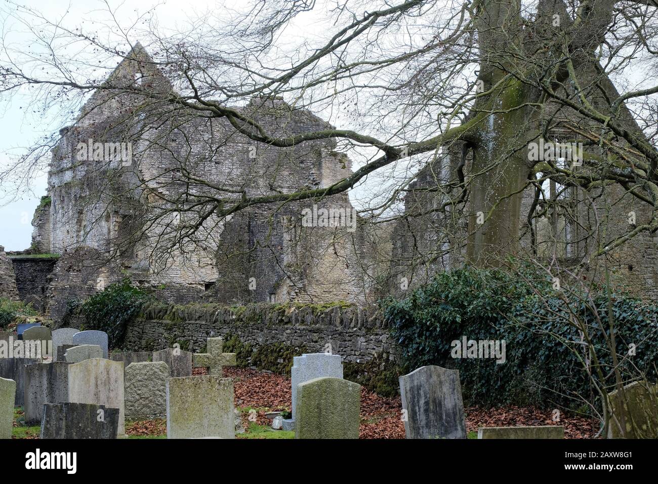 Minster Lovell Hall, manor house Stock Photo Alamy