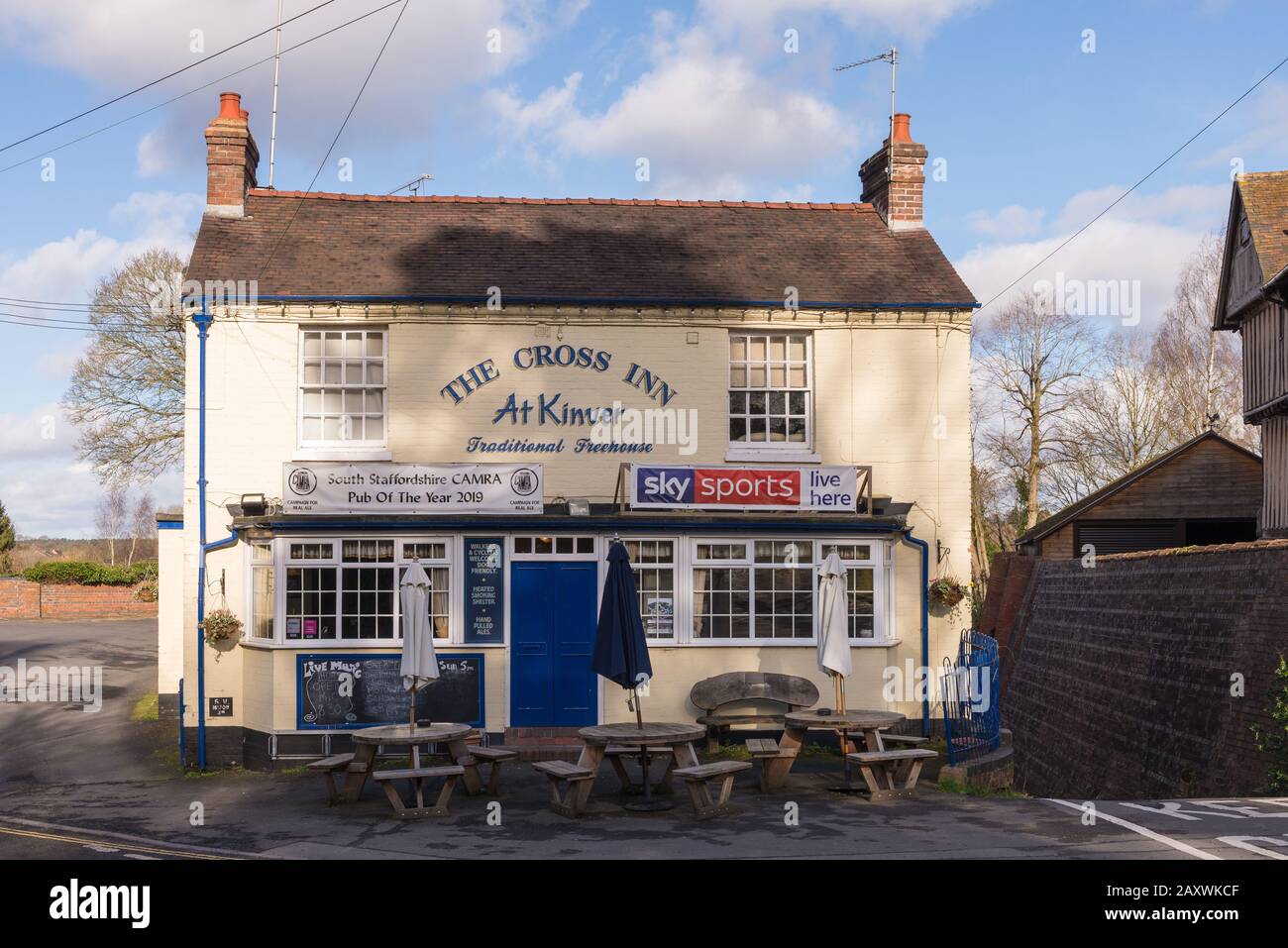 The Cross Inn pub at Kinver, South Staffordshire Stock Photo
