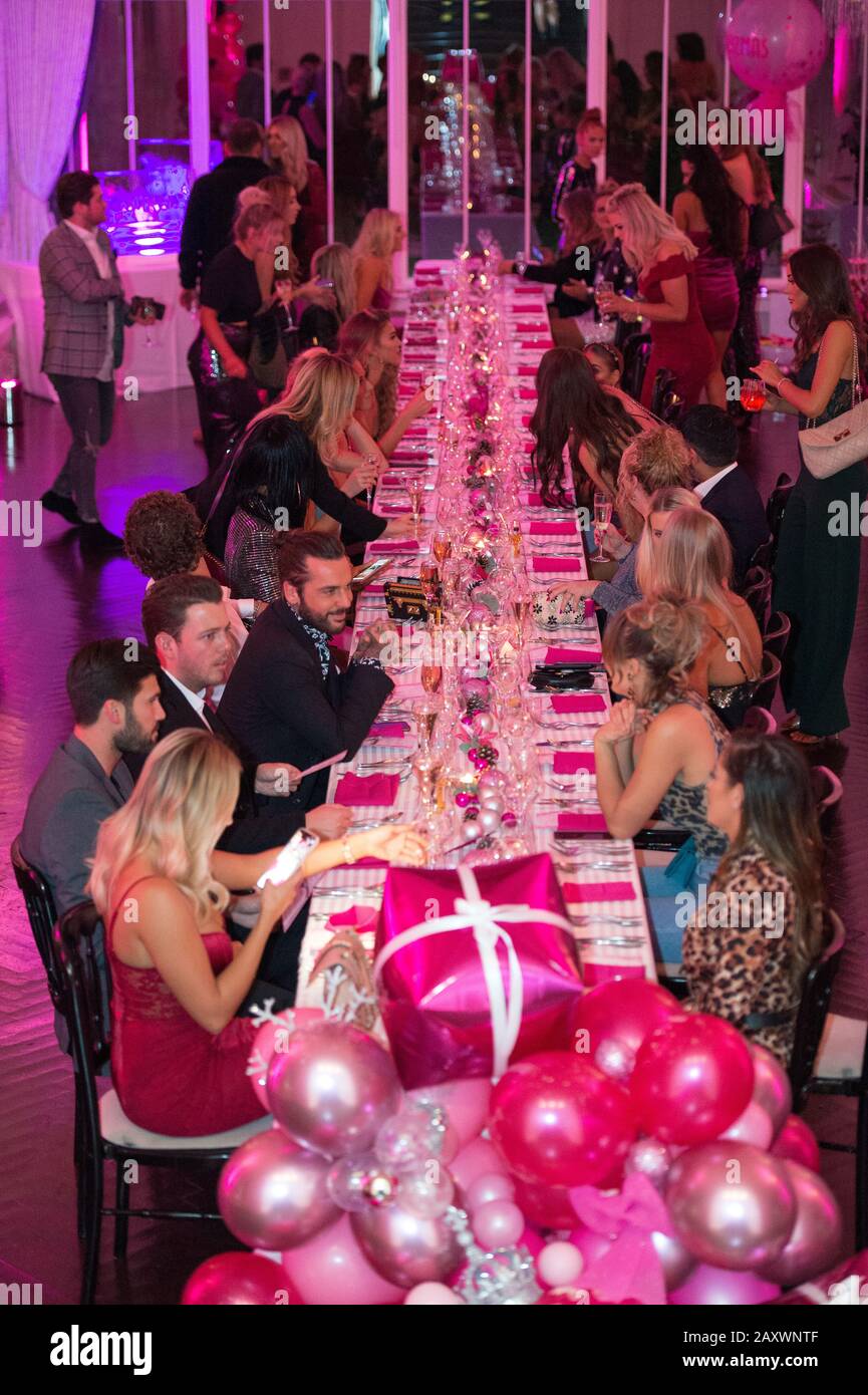 Edinburgh, UK. 27th November 2018. The Only Way Is Essex Star - Dan Edgar seen at the TOWIE party for QUIZ Clothing. Credit: Colin Fisher/Alamy Live News Stock Photo