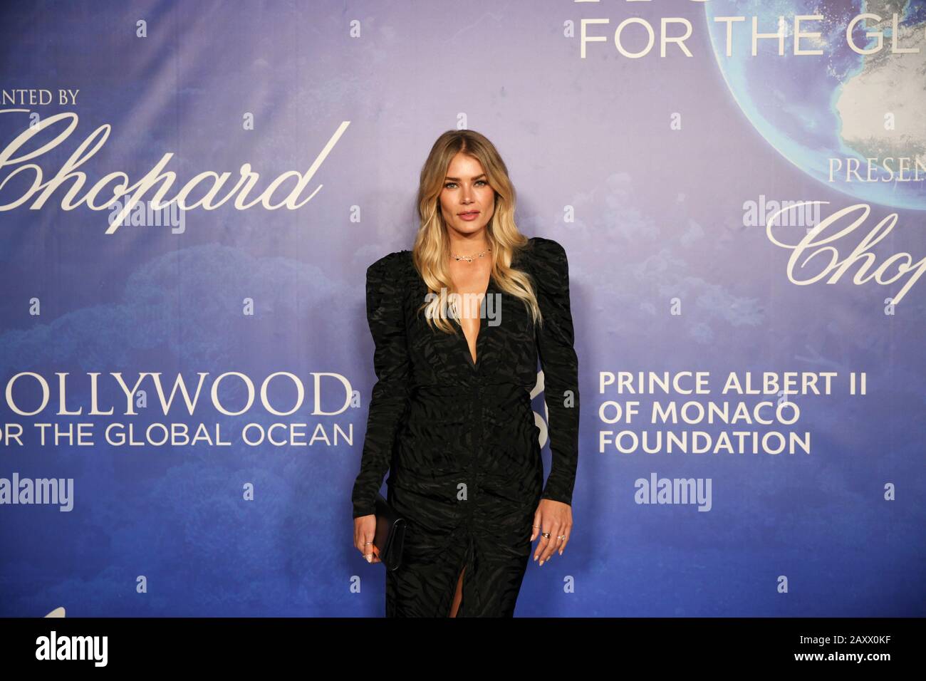 Model Tori Praver attend Hollywood for the Global Ocean Gala at Beverly