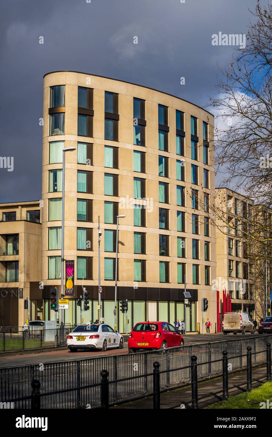 Residential Apartments Cambridge. Parkside Place, part of the redevelopment of the old fire station. Architects Glenn Howells Architects. Stock Photo