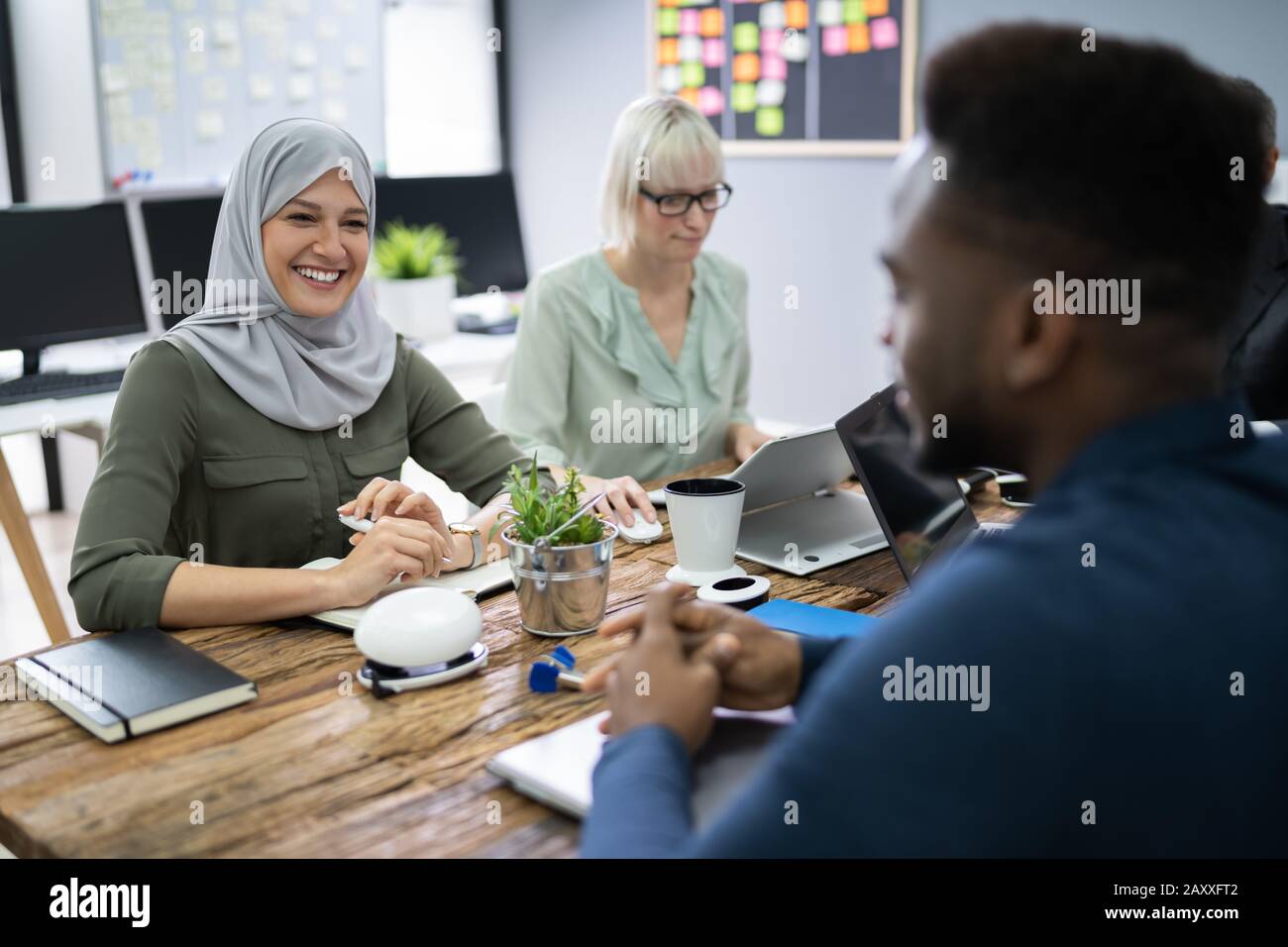Boss hijab hi-res stock photography and images - Alamy