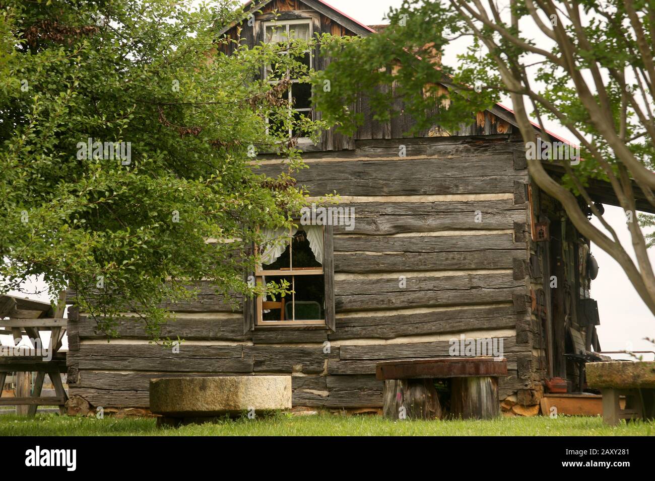 Cabin Virginia Cabin Virginia High Resolution Stock Photography And Images Alamy