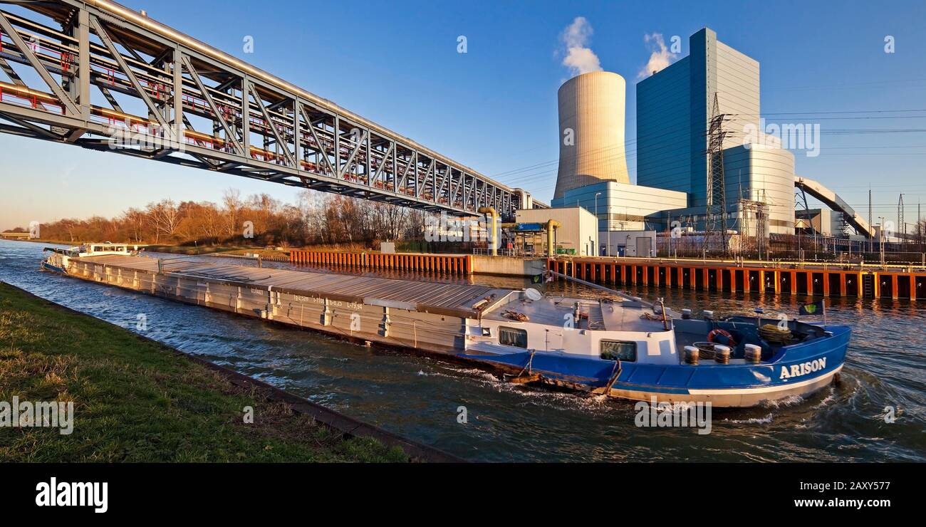 Hard coal-fired power plant Datteln with unit 4 at the Datteln-Hamm-Canal, coal exit, Datteln, Ruhr area, North Rhine-Westphalia, Germany Stock Photo