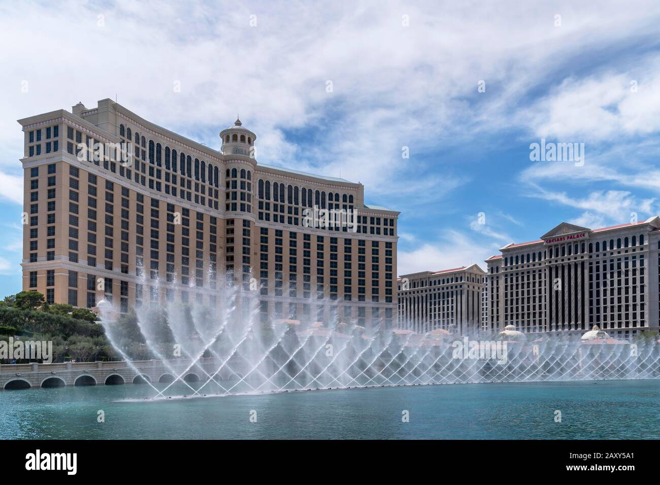 Lake in front of Hotel Bellagio, casino, luxury hotel, water fountains