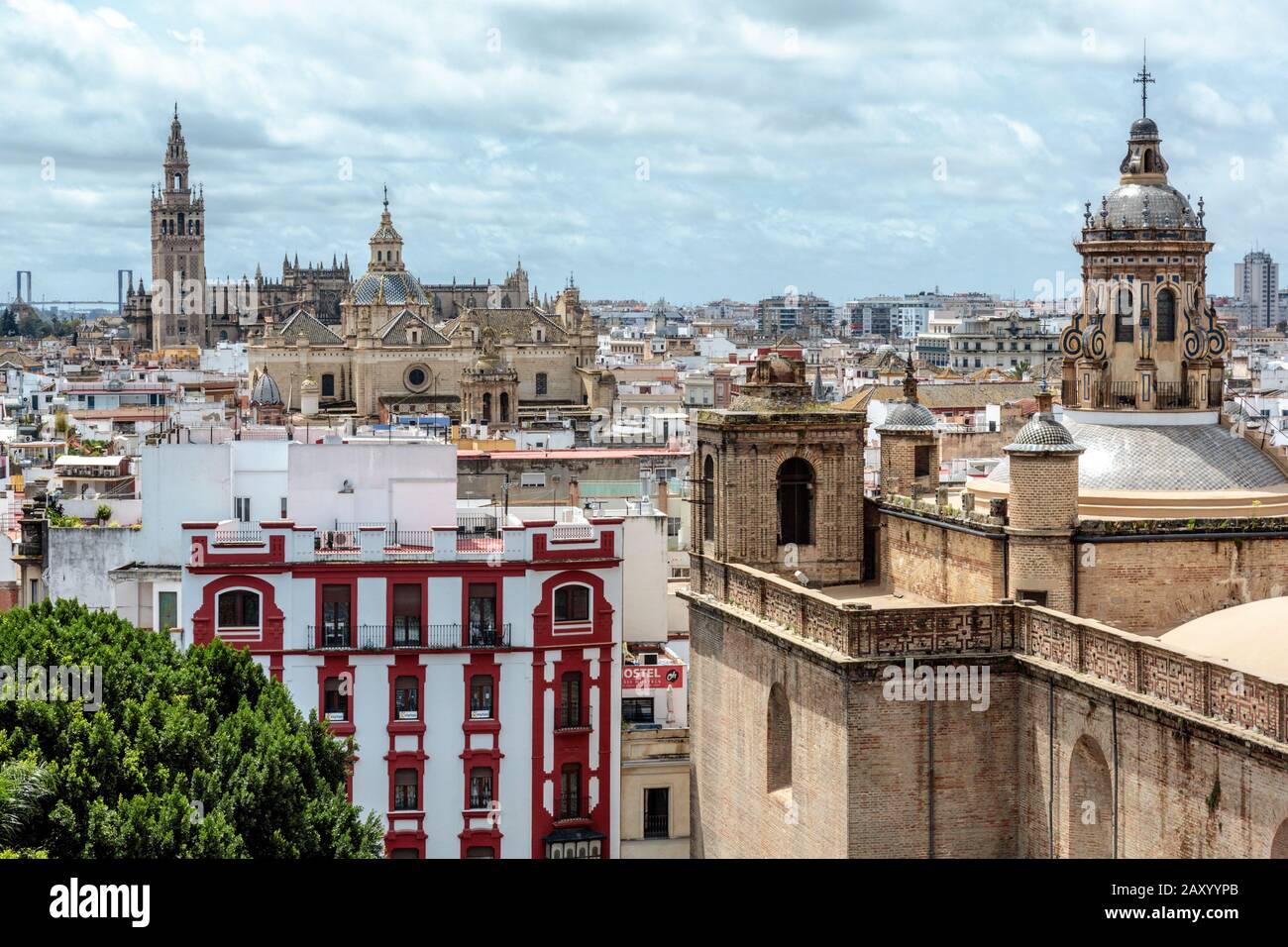 Seville old town hi-res stock photography and images - Alamy
