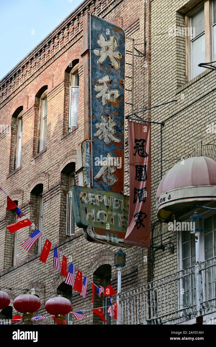 Neon sign of a Chinese hotel in Chinatown, San Francisco, California, USA Stock Photo