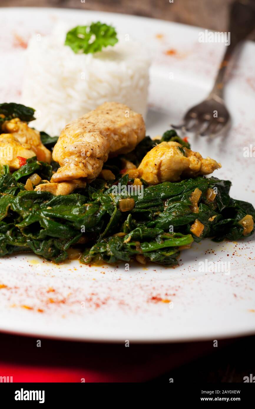 Indian Murgh Palak Spinach Chicken Dish Stock Photo Alamy