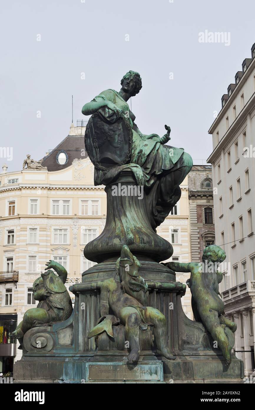 Thunder Fountain (Providentia Fountain), Neuer Markt Stock Photo