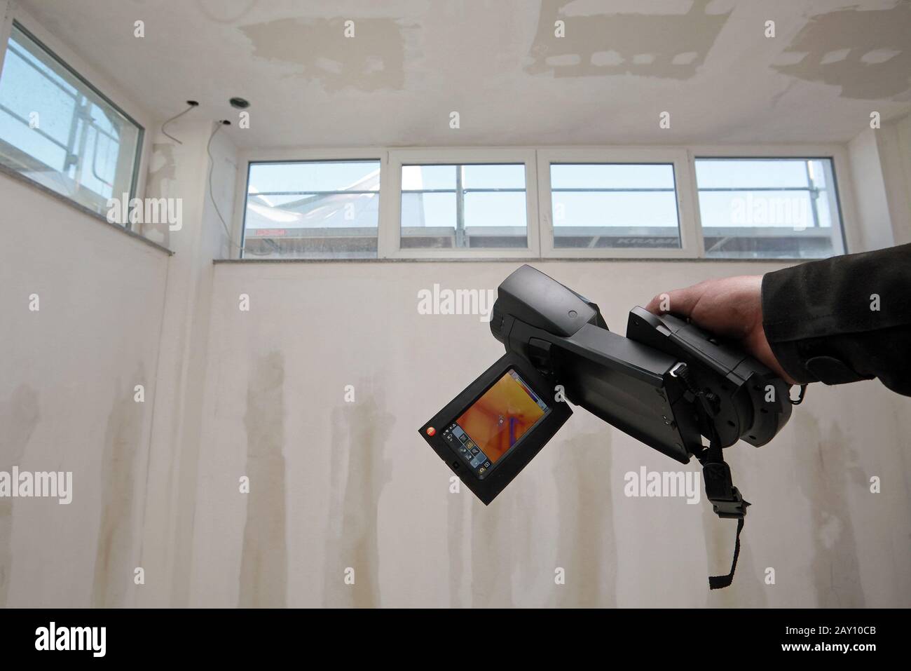 thermal imaging camera Stock Photo - Alamy