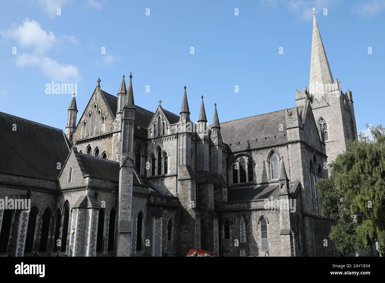 St patrick's cathedral dublin hi-res stock photography and images - Alamy