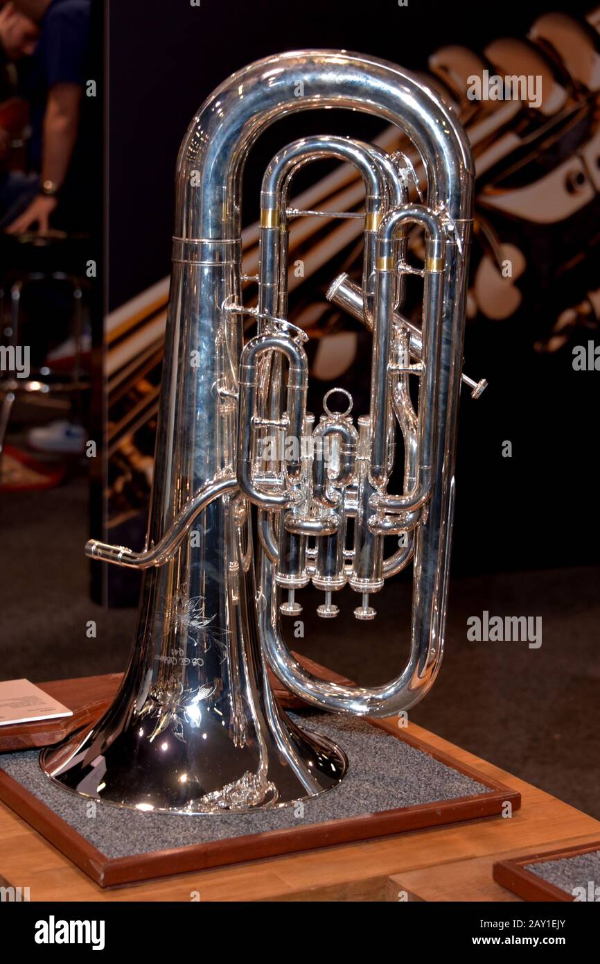 mMODEL WEARING SOLID PURPLE DRESS Stock Photo