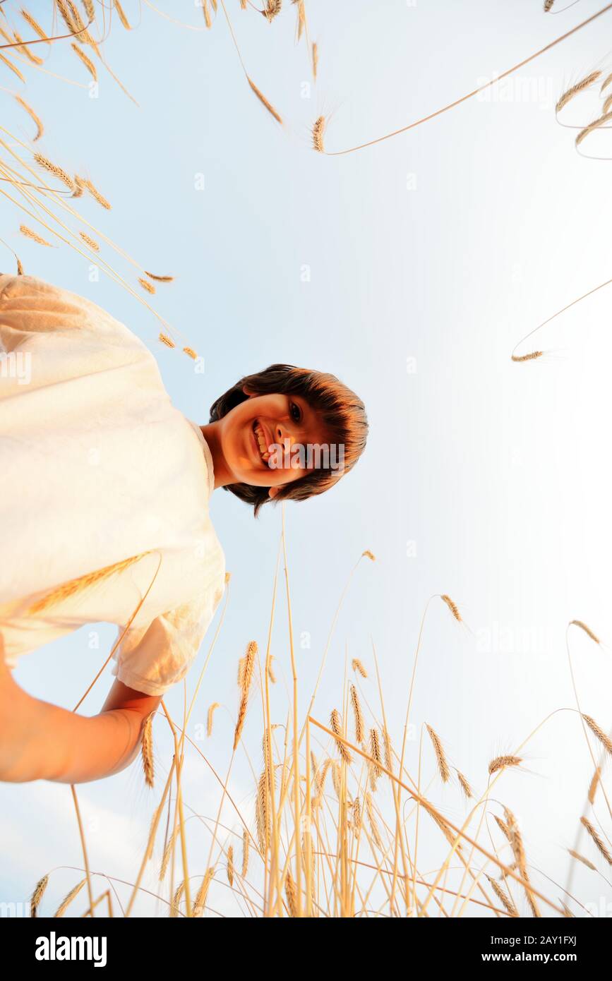 Happy child outdoors hi-res stock photography and images - Alamy