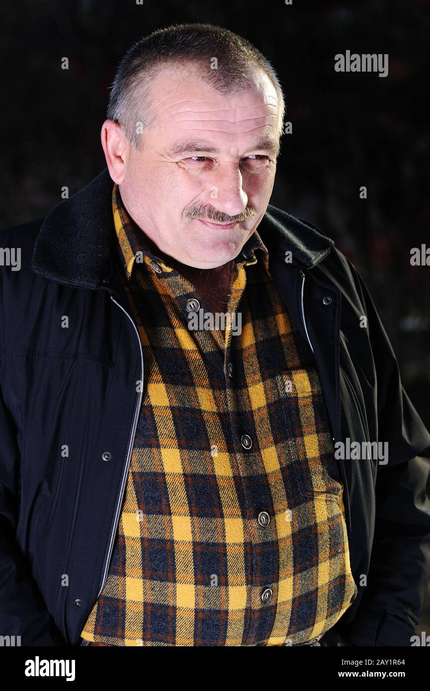 Only one senior man hi-res stock photography and images - Alamy