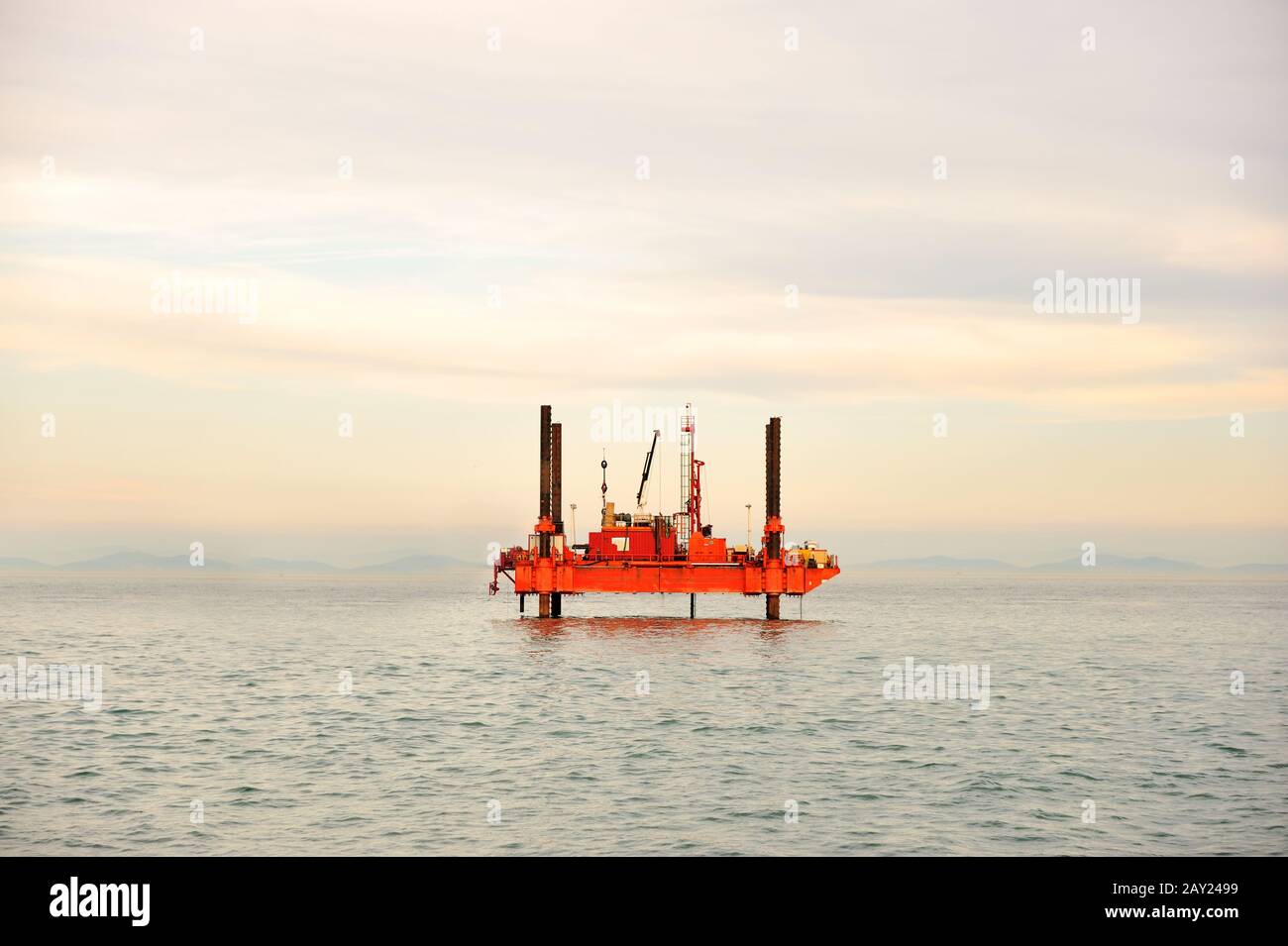 North Sea Oil Rig Storm Hi-res Stock Photography And Images - Alamy