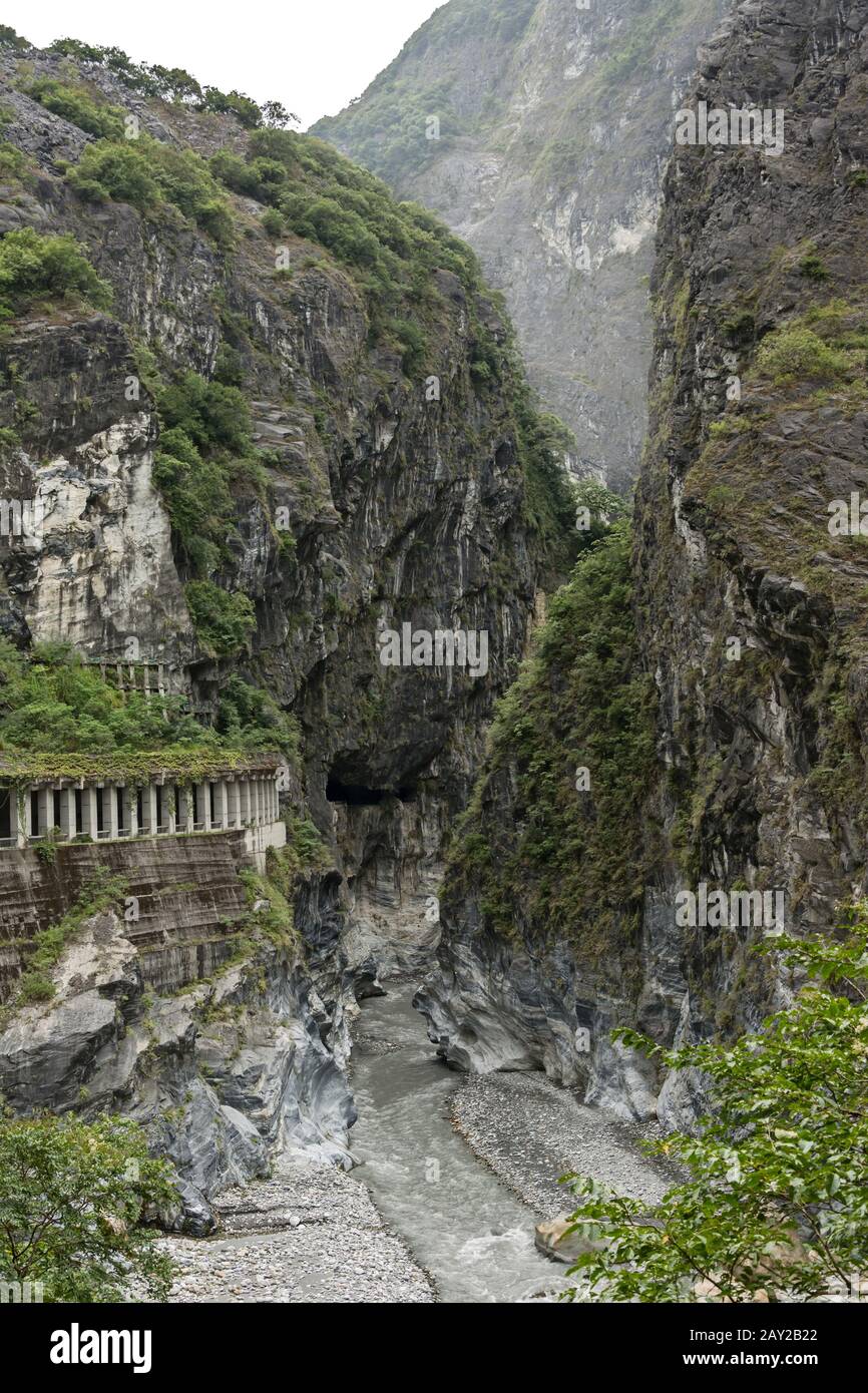 Taroko national park waterfall hi-res stock photography and images - Alamy