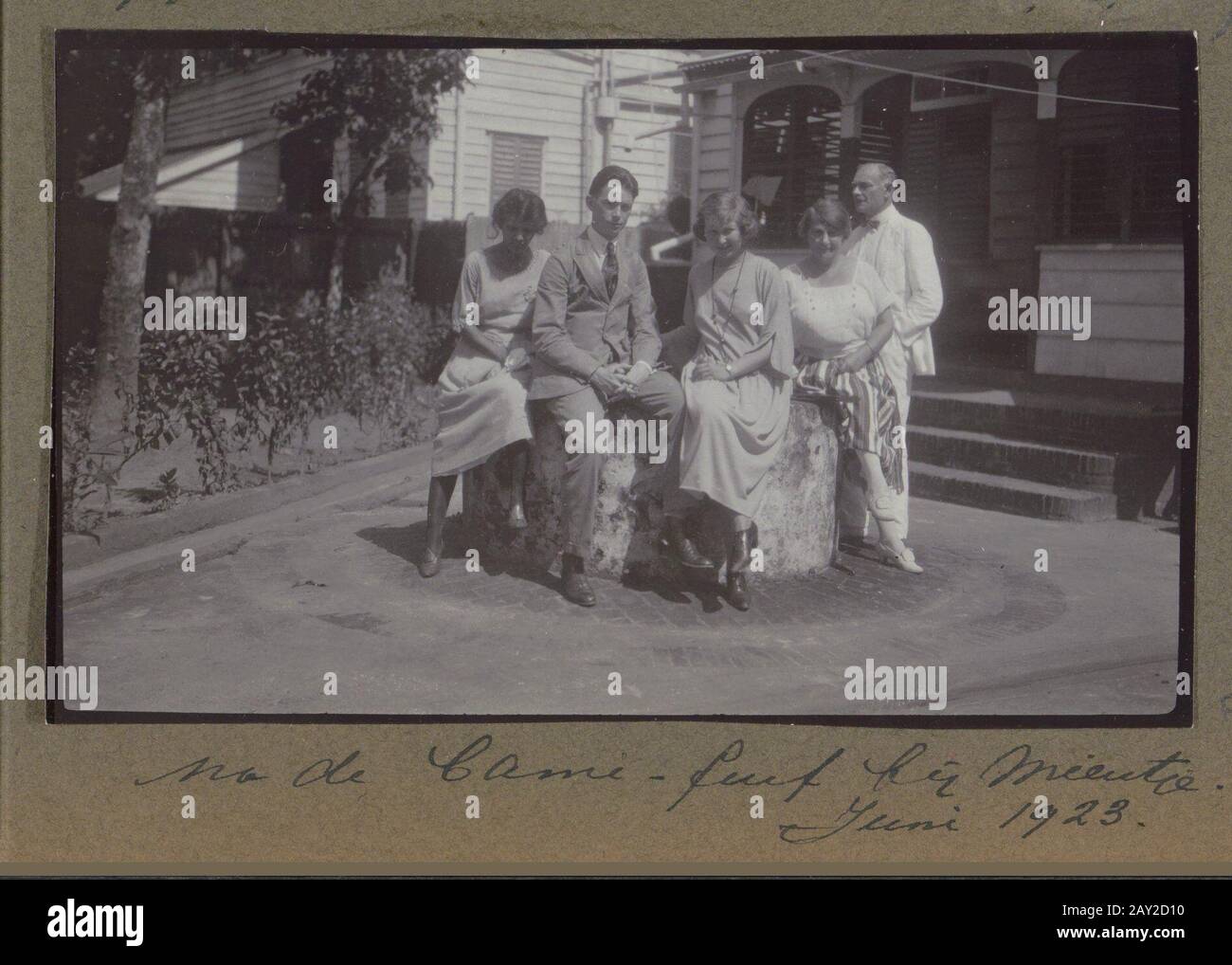 Women in suriname hires stock photography and images Alamy