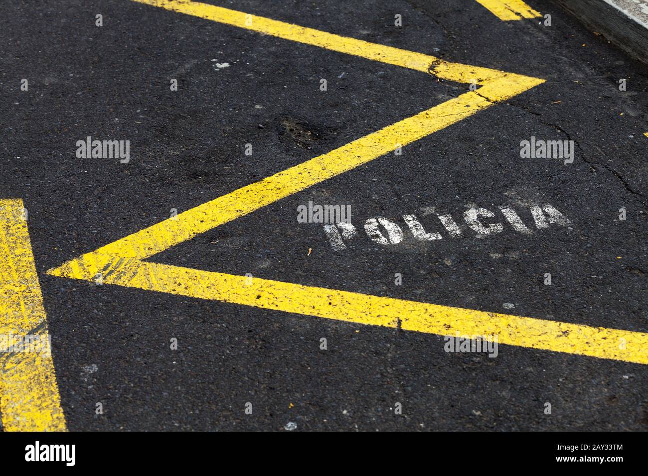 Polizeiparkplatz Hi res Stock Photography And Images Alamy