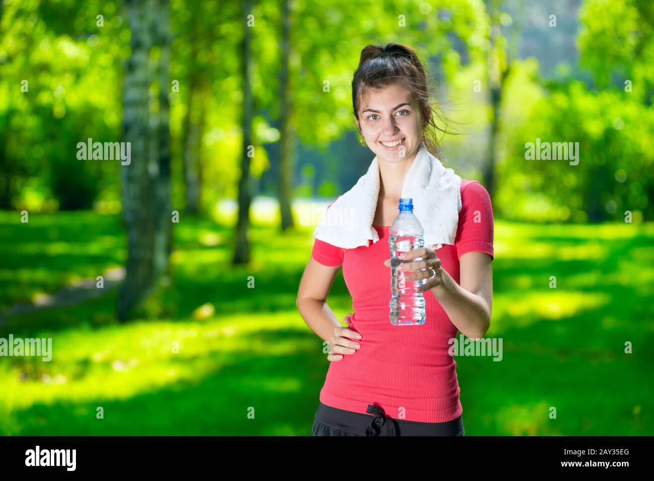 Young people drinking water hires stock photography and images Alamy