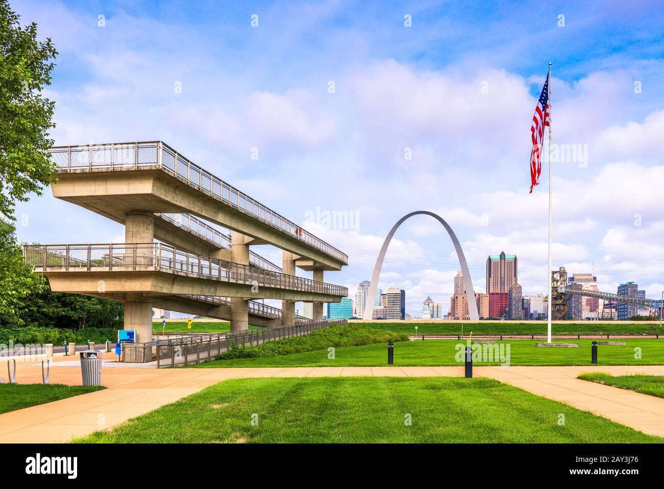 St. Louis, Missouri, USA park and skyline. Stock Photo