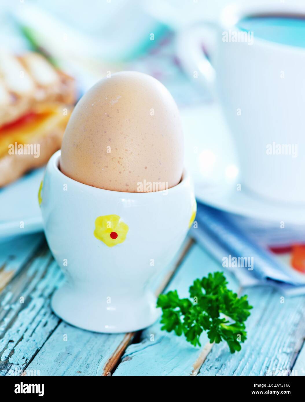 Hard boiled egg yolk grey hires stock photography and images Alamy