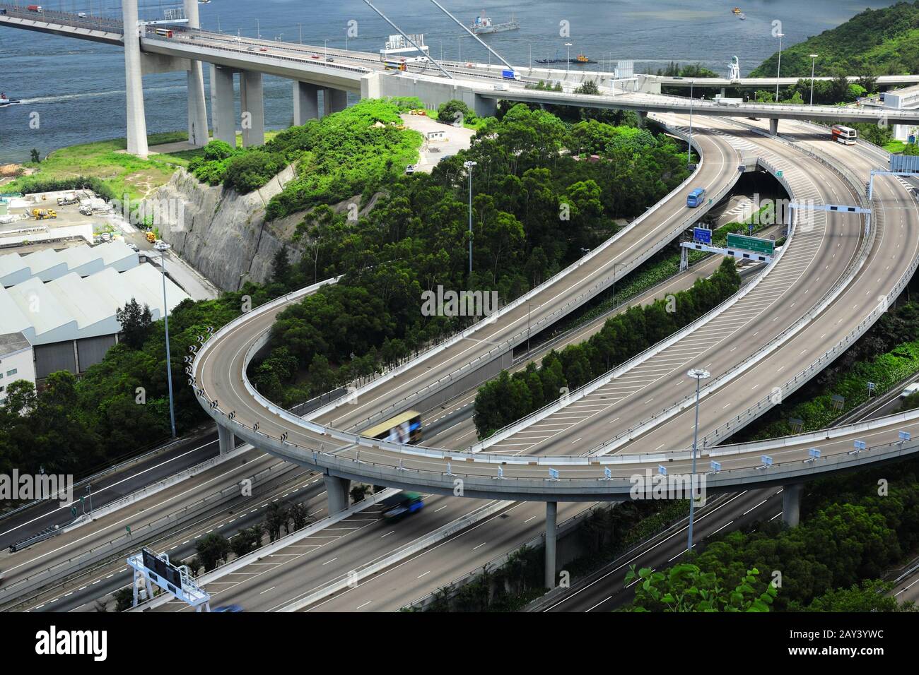 Outdoor river transportation system hi-res stock photography and images ...