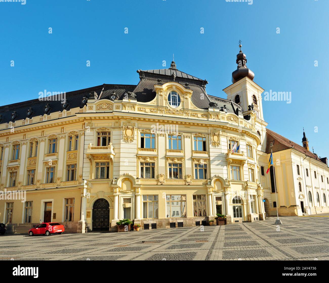 Town hall with town hall square in Hermannstadt (Sibiu), Romania Stock  Photo - Alamy