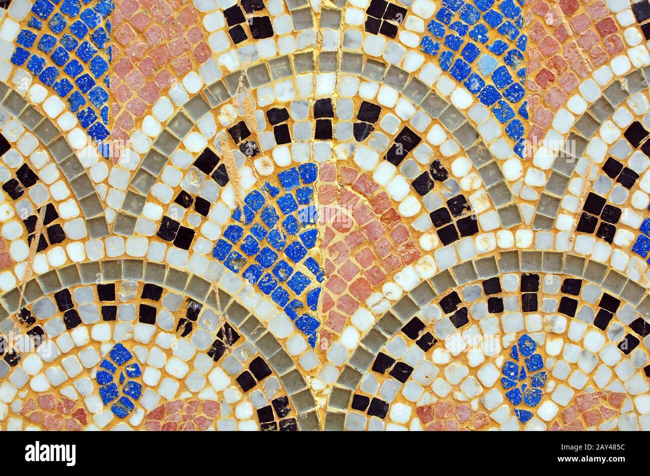 Porcelain mosaic hi-res stock photography and images - Alamy