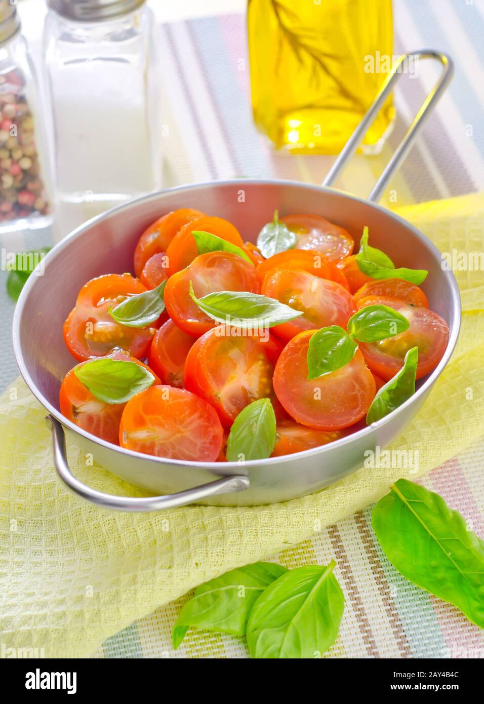 tomato with basil Stock Photo - Alamy