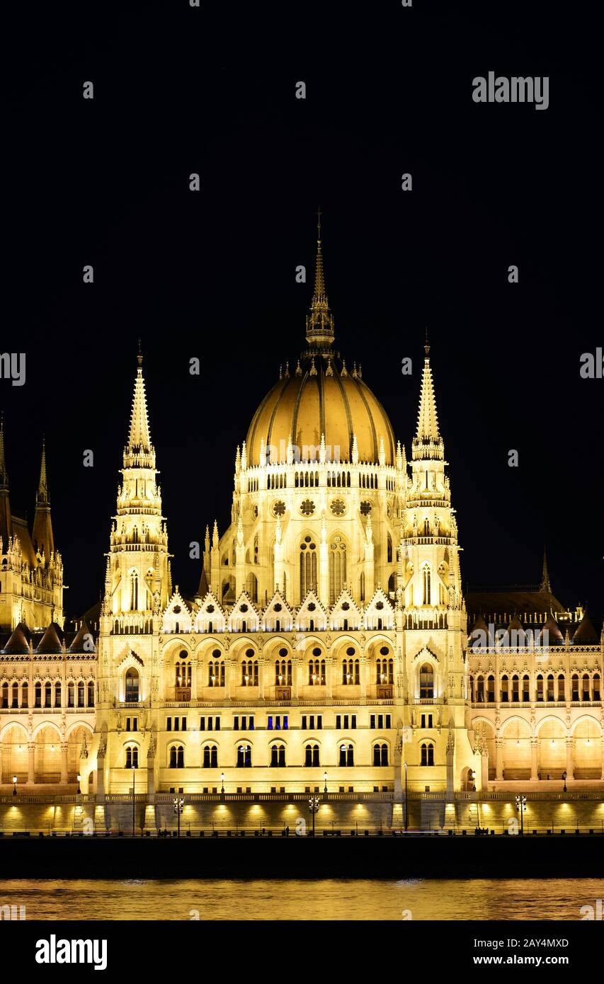 Budapest Parliament Building Stock Photo Alamy budapest-parliament-building-stock-photo-alamy