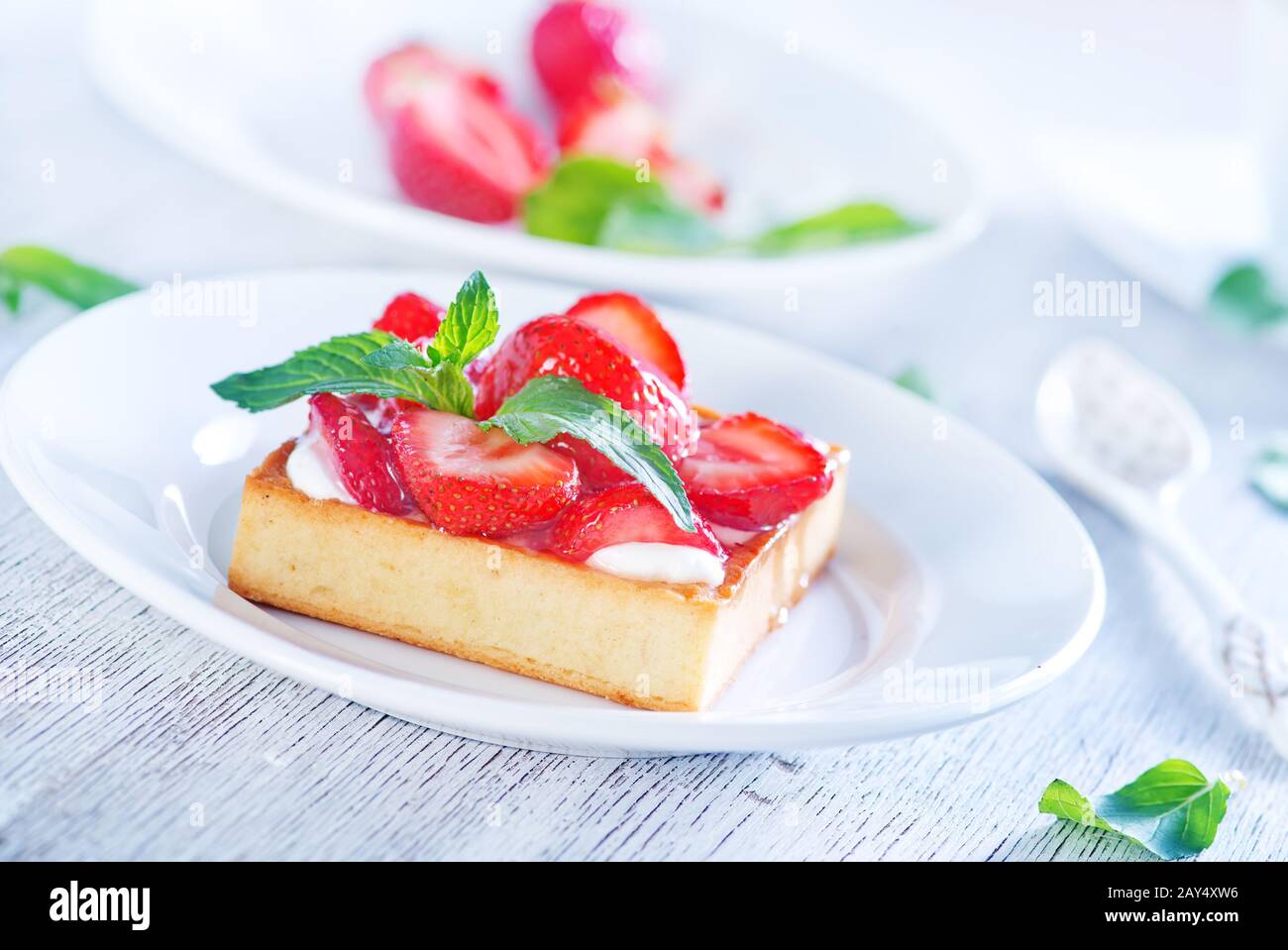cake with strawberry Stock Photo - Alamy