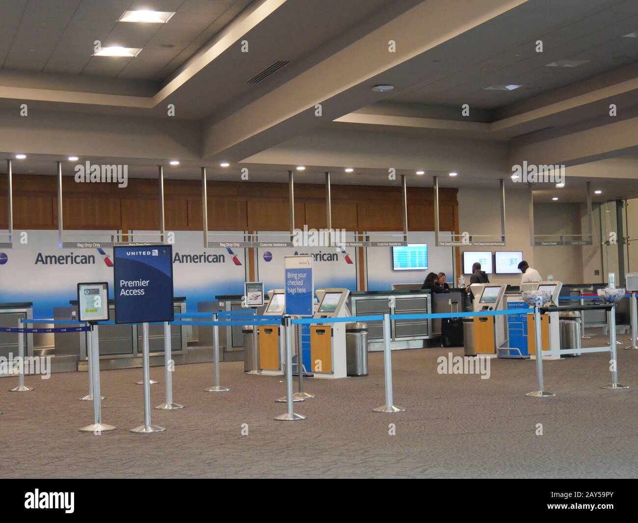 Warwick, Rhode Island-September 2017: Check in counters of the United  Airlines at T.F. Green Airport in Warwick Stock Photo - Alamy