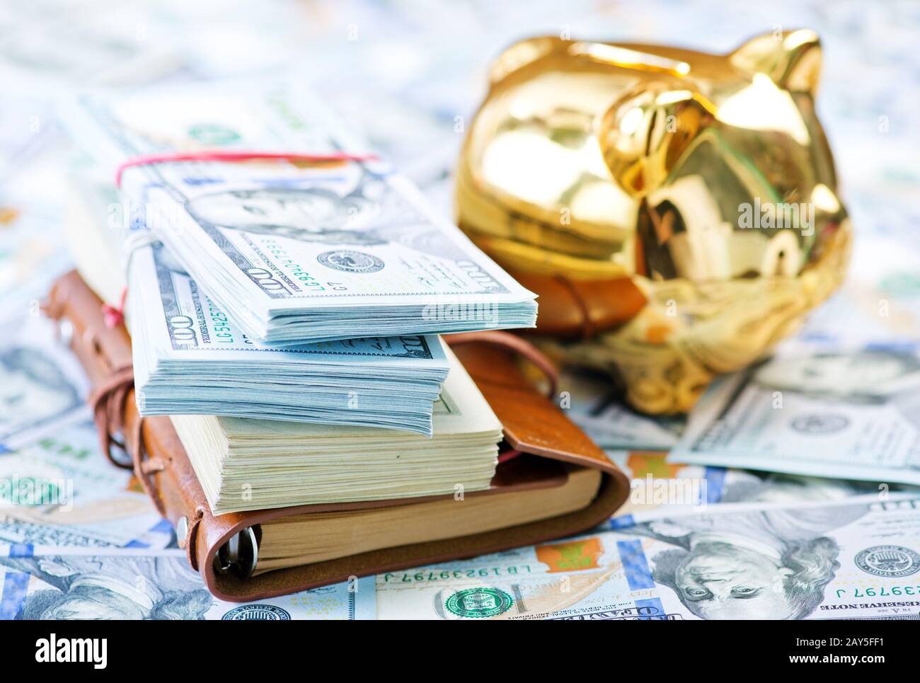 Piggy bank and money Stock Photo Alamy