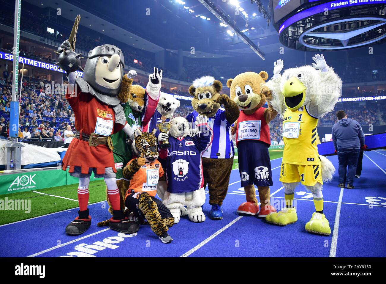 Berlin, Germany. 14th Feb, 2020.  Athletics: ISTAF Indoor, 50 meter Mascot Race in the Mercedes-Benz Arena. The mascots Ritter Keule (l-r, Union Berlin), Charly (BR Volleys), Fuchsi (Füchse Berlin), Bully (Eisbären Berlin) Herthinho (Hertha BSC, Berlino (ISTAF) and Albatros (Alba Berlin) are looking forward to the race. Credit: dpa picture alliance/Alamy Live News Stock Photo